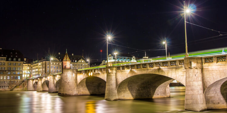 Historisches Basel: Eine Reise durch die Altstadt – Geschichte, Architektur & verborgene Schätze entdecken