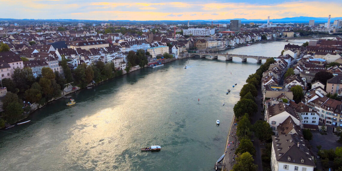 Basel im Dreiländereck: Was Reisende bei Einreise, Zoll und lokalen Regeln wissen sollten