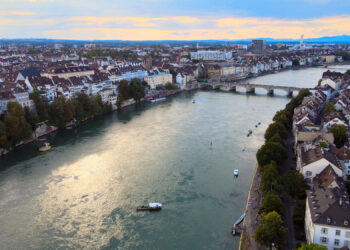 Basel im Dreiländereck: Was Reisende bei Einreise, Zoll und lokalen Regeln wissen sollten